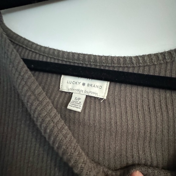 Women's Ribbed Sweater - Taupe lucky brand size small - Picture 3 of 3